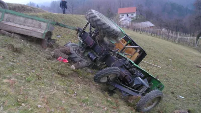 delovna nesreča s traktorjem na Celjskem