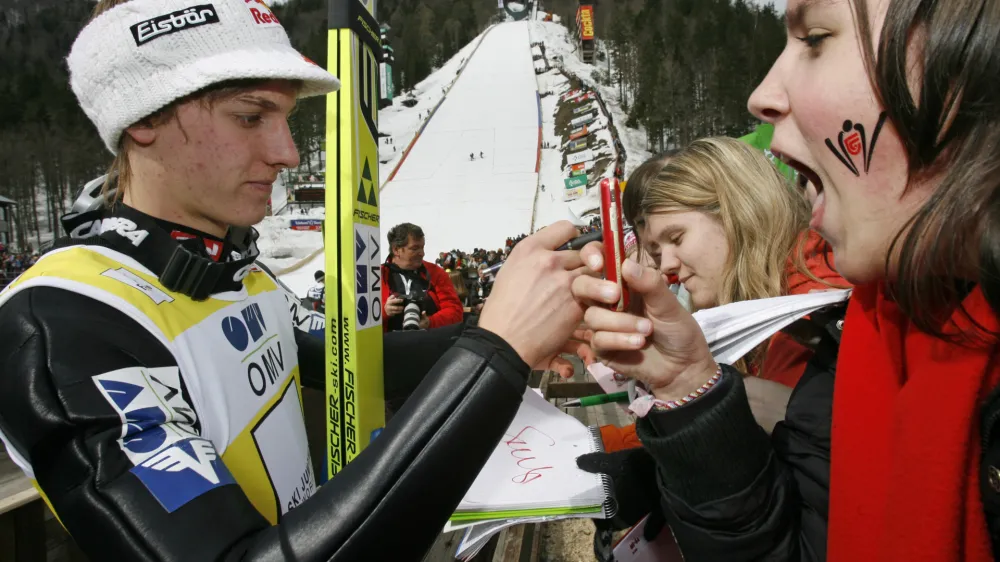 avstrijec Gregor Schlierenzauer<br><br><br>- kvalifikacije - Planica 2009 - svetovni pokal v smučarskih skokih - <br><br><br>//FOTO: Matej Pove<br>OPOMBA: ZA OBJAVO V ČASOPISU DNEVNIK