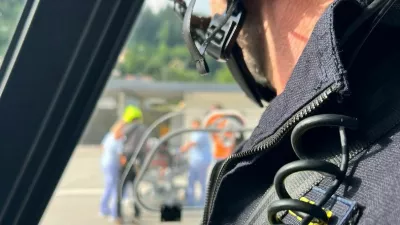 Policijski helikopter