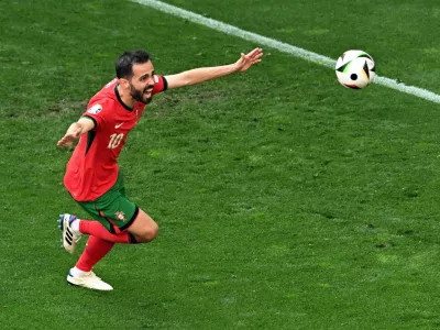 Soccer Football - Euro 2024 - Group F - Turkey v Portugal - Dortmund BVB Stadion, Dortmund, Germany - June 22, 2024 Portugal's Bernardo Silva celebrates scoring their first goal REUTERS/Carmen Jaspersen   TPX IMAGES OF THE DAY