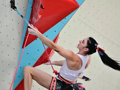 Paris 2024 Olympics - Olympic Qualifier Series 2024 Budapest - Sport Climbing - Budapest, Hungary - June 21, 2024 Slovenia's Mia Krampl in action during the women's boulder and lead qualification REUTERS/Marton Monus