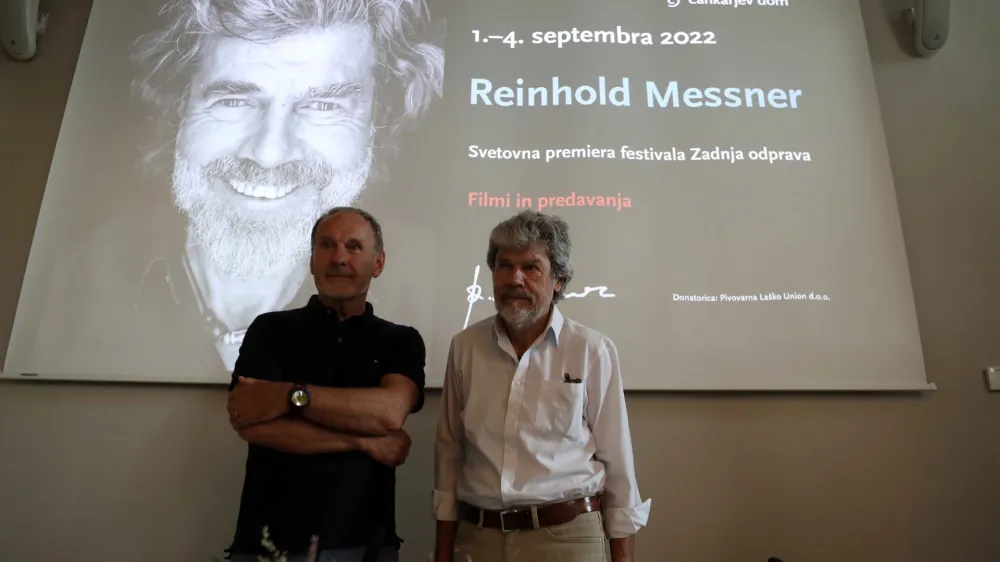 alpinist Reinhold Messner, alpinist Viki Grošelj - 01.09.2022 - novinarska konferenca Cankarjevega doma pred začetkom festivala Zadnja odprava alpinista Reinholda Messnerja//FOTO: Tomaž Skale