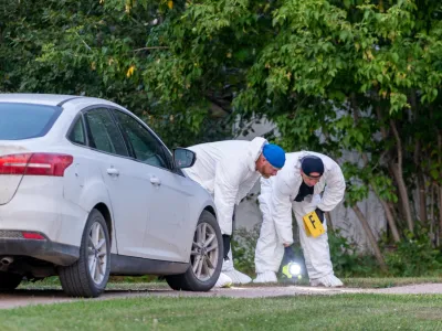 04 September 2022, Canada, Weldon: Investigators work at a crime scene in Weldon after 10 people died and 15 are injured following stabbings that occurred at James Smith Cree Nation and Weldon in Saskatchewan. Photo: Heywood Yu/Canadian Press via ZUMA Press/dpa