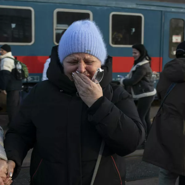 ﻿- Madžarska - železniška postaja Zahony, - ukrajinski begunci-- 08.03.2022 - Vojna v Ukrajini - kamion humanitarne pomoči na poti iz Slovenije v Ukrajino iz Ljubljane v Užgorod//FOTO: Jaka Gasar