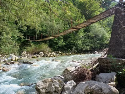 Reka Nadiža, brv, Podbela