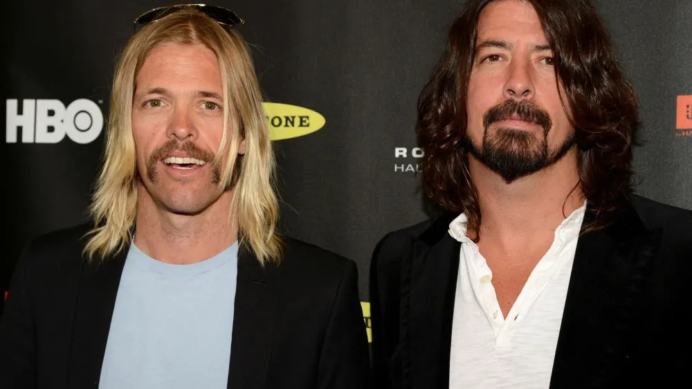 Taylor Hawkins and Dave Grohl 