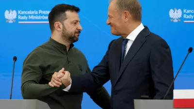 Poland's Prime Minister Donald Tusk and Ukraine's President Volodymyr Zelenskiy attend a joint press conference at the Chancellery of the Prime Minister in Warsaw, Poland July 8, 2024. REUTERS/Kuba Stezycki