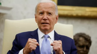 U.S. President Joe Biden gestures as he hosts a bilateral meeting with Britain's new Prime Minister Keir Starmer, on the sidelines of NATO's 75th anniversary summit, in the Oval Office at the White House in Washington, U.S. July 10, 2024. REUTERS/Evelyn Hockstein   TPX IMAGES OF THE DAY