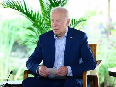 16 November 2022, Indonesia, Nusa Dua: US President Joe Biden speaks with UK Prime Minister Rishi Sunak (Not Pictured) during a bilateral meeting on the sidelines of the G20 summit. Photo: Leon Neal/PA Wire/dpa