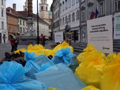 ﻿- 08.09.2014  - ekologi brez meja Zero Waste Slovenija - vstop prvih štirih slovenskih občin Ljubljana, Borovnica, Log- Dragomer in Vrhnika v slovensko in evropsko mrežo lokalnih skupnosti, ki si prizadevajo postati družba brez odpadkov.//FOTO: Jaka Gasar