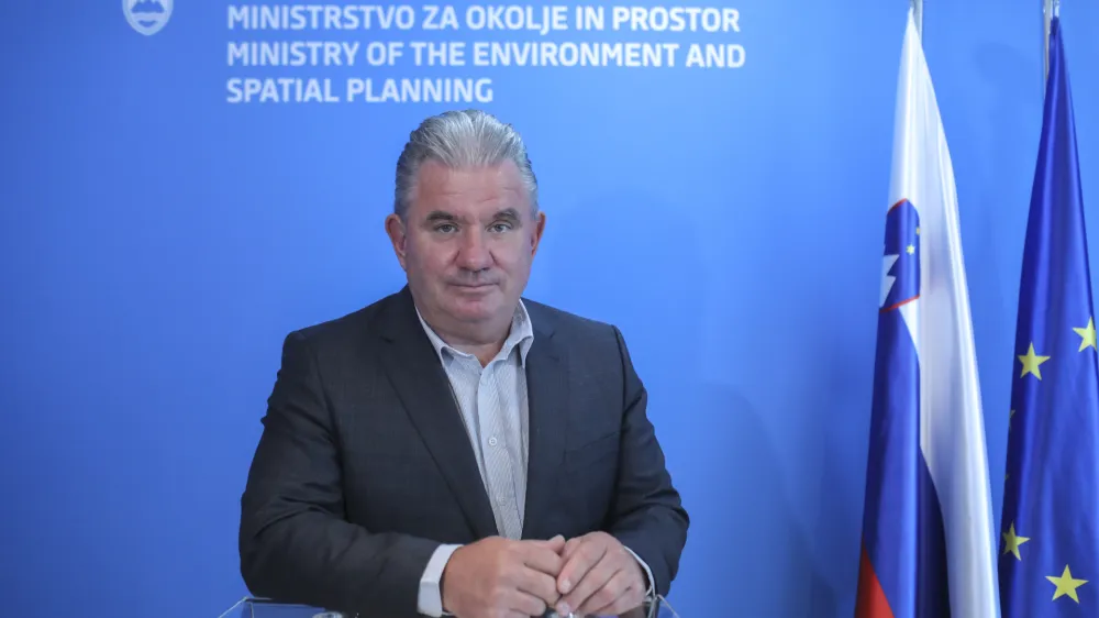 ﻿- 19.05.2021 – Andrej Vizjak, minister za okolje in prostor v 14. Vladi RS pod vodstvom Janeza Janše od 13. marca 2020 /FOTO: Jaka Gasar