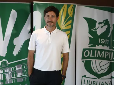 Victor Sanchez12.07.2024 - predstavitev trenerja NK Olimpija Victorja SanchezaFoto: Luka Cjuha