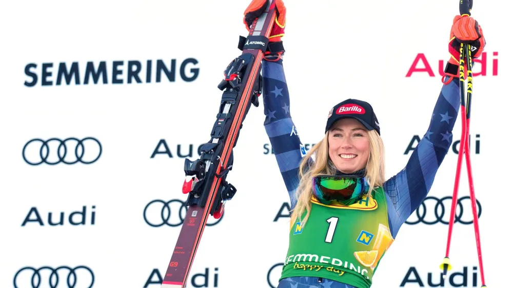 27 December 2022, Austria, Semmering: USA's Mikaela Shiffrin celebrates winning the women's giant slalom event at the Alpine Skiing World Cup in Semmering. Photo: Georg Hochmuth/APA/dpa