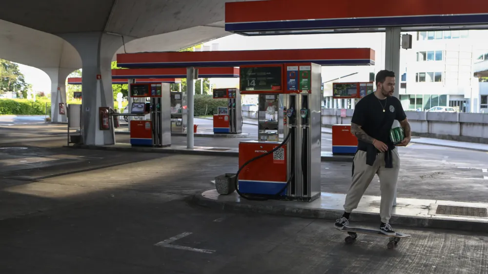 10.5.2022 - Prezen bencinski servis - Petrol - podražitve bencina gorivaFoto: Luka Cjuha