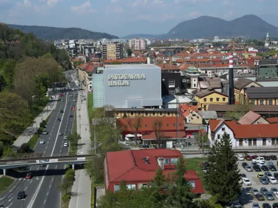 ﻿- podjetje Pivovarna Union - - 10.04.2017 - Celovška cesta v Ljubljani - Šiška, reportaža//FOTO: Tomaž Skale