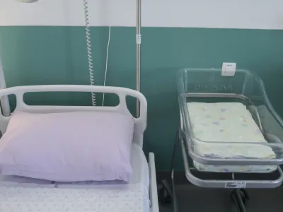 - nadstandardna poporodna soba - - 29.06.2022 – Porodnišnica Ljubljana - odprtje štirih nadstandardnih poporodnih sob na KO za perinatologijo Ginekološke klinike UKC Ljubljana,1. nadstropje, Šlajmerjeva ulica 4, //FOTO: Jaka Gasar