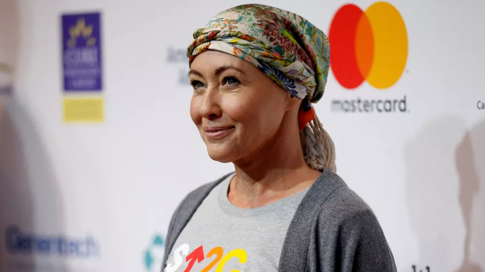 FILE PHOTO: Actress Shannen Doherty arrives for a Stand Up To Cancer (SU2C) fundraising event at Walt Disney Concert Hall in Los Angeles, California U.S., September 9, 2016.  REUTERS/Mario Anzuoni/File Photo