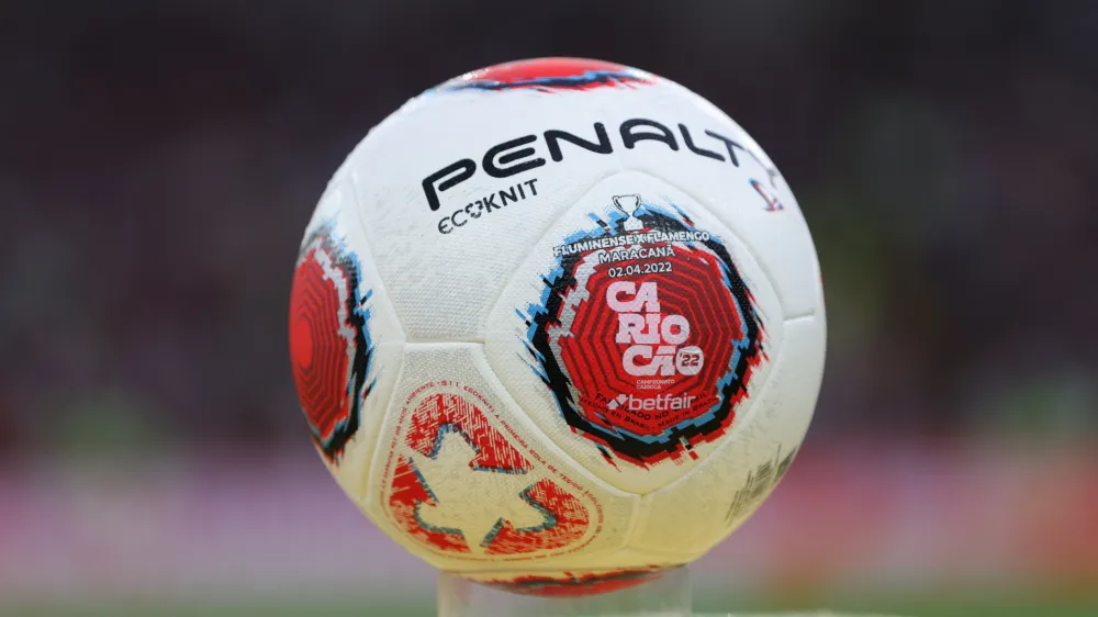 Soccer Football - Carioca Championship - Final - Fluminense v Flamengo - Estadio do Maracana, Rio de Janeiro, Brazil - April 2, 2022 Match ball on display before the match REUTERS/Sergio Moraes