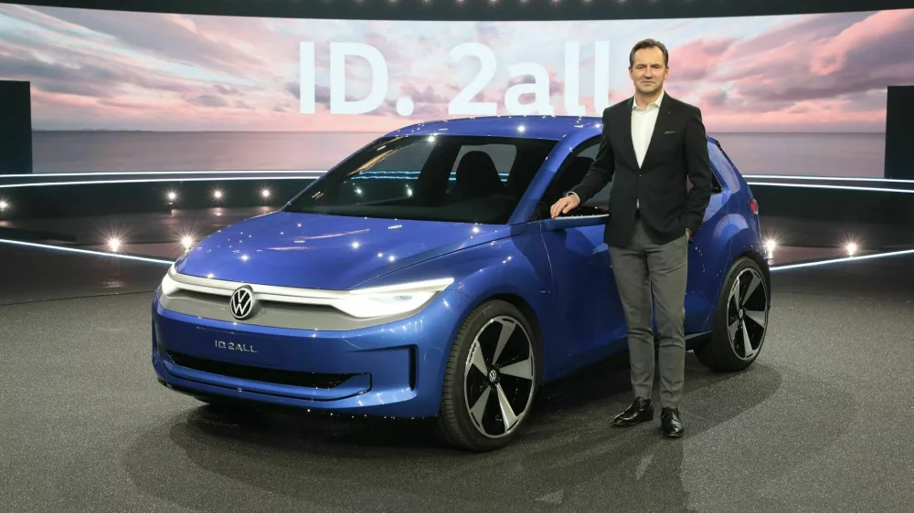 Thomas Sch?fer, CEO Volkswagen Brand, and the new showcar ID. 2all.