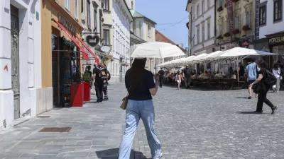 - 10.07.2024 - Ljubljana - vročina, vročinski val, pripeka, hlajenje, turisti //FOTO: Jaka Gasar