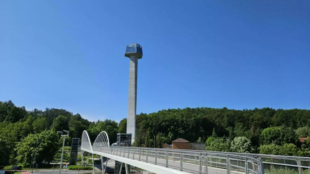 106-metrski stolp v Rogaški Slatini.