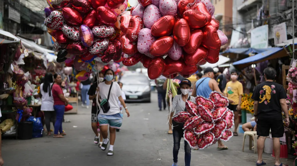 Na naraščanje števila primerov ljubezenskih prevar so opozarjali zlasti ob nedavnem valentinovem.