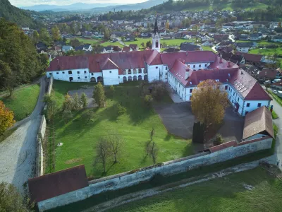 Mekinjski samostan se razteza na 5000 kvadratnih metrih površine. Foto: Blaž T. Muc