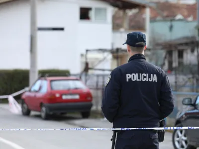 Hrvaški policisti preiskujejo vse več primerov (poskusov) goljufij starejših. Konec lanskega leta so stopili na prste skupini prevarantov, ki so starejše okradli za skupno 649 tisoč evrov. 