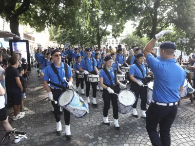 25.7.2024 - OLVO-Band Belgija nastop na Ljubljanskih ulicahFOTO: Luka Cjuha