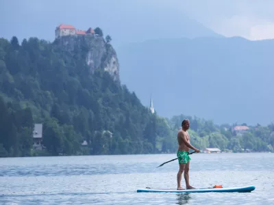 ﻿- 13.07.2016 - Reportaža o Bledu - Blejsko jezero - turizem - sup - ..//FOTO: Maja Marko