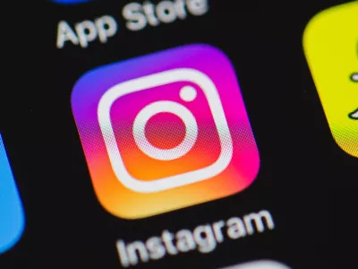 FILED - 17 May 2016, North Rhine-Westphalia, Duesseldorf: The Instagram logo is seen on an Apple iPhone 6. Photo: Rolf Vennenbernd/dpa