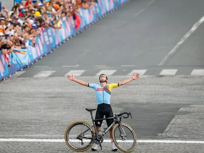 Francija, Pariz.Poletne olimpijske igre 2024 v Parizu.Kolesarstvo, cestna dirka, moski.Belgijski kolesarski as Remco Evenepoel.