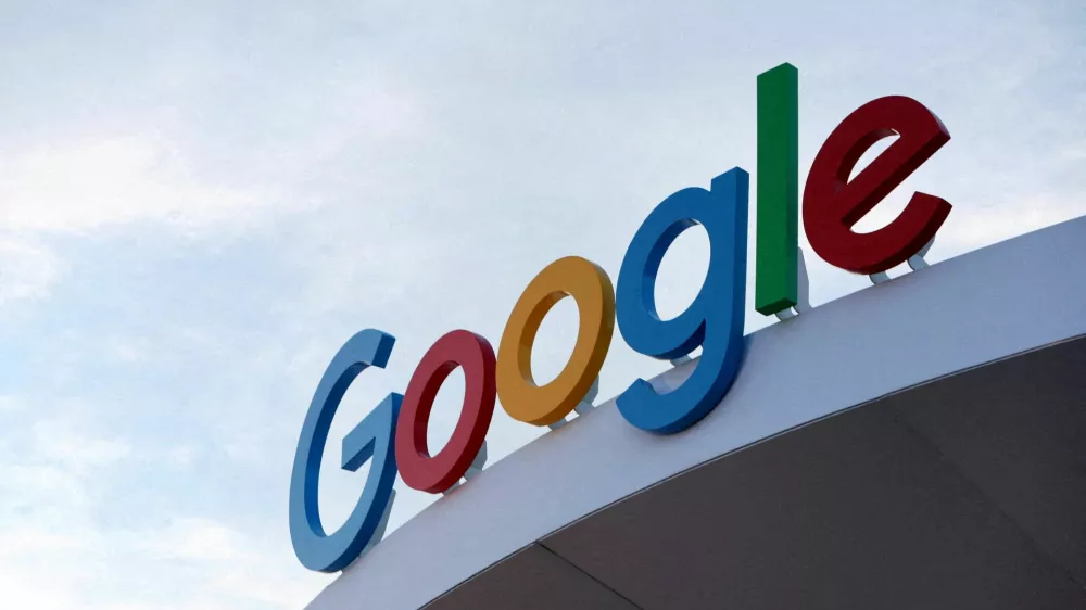 FILE PHOTO: The Google logo is seen on the Google house at CES 2024, an annual consumer electronics trade show, in Las Vegas, Nevada, U.S. January 10, 2024. REUTERS/Steve Marcus/File Photo/File Photo