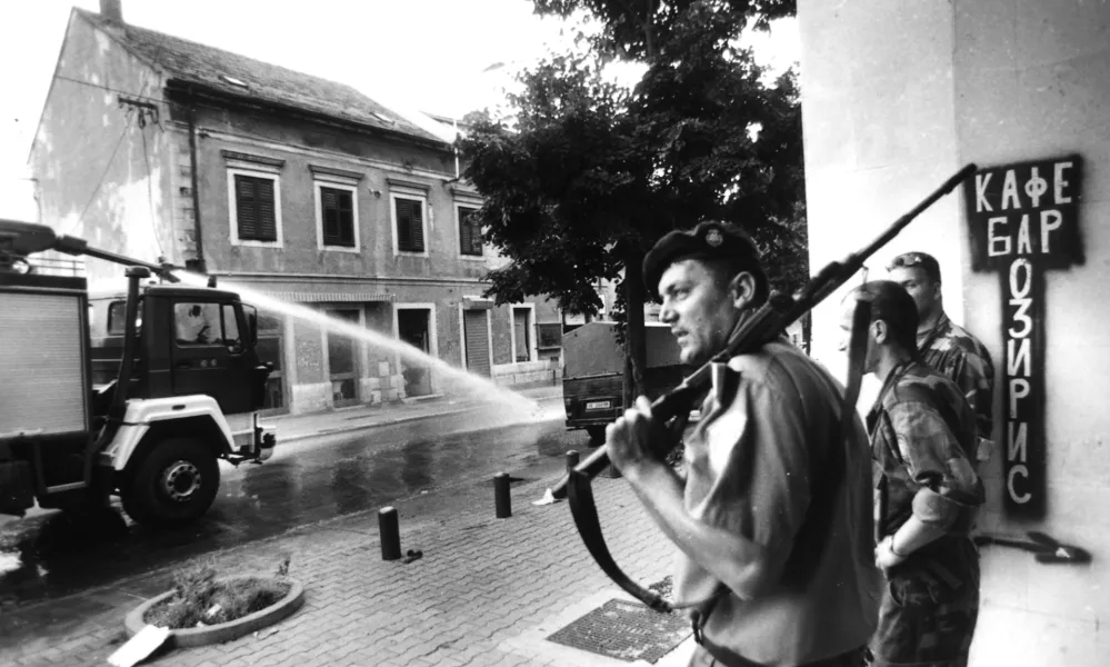 - Hrvaška, 7. avgust 1995 - osvoboditev mesta Knin - operacija, poimenovana Oluja (Nevihta),//FOTO: Tomaž Skale