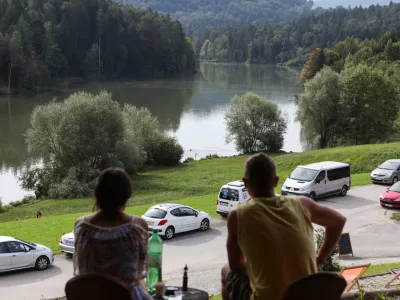 - 04.08.2024. - Gradiško jezero pri Lukovici.//FOTO: Bojan Velikonja