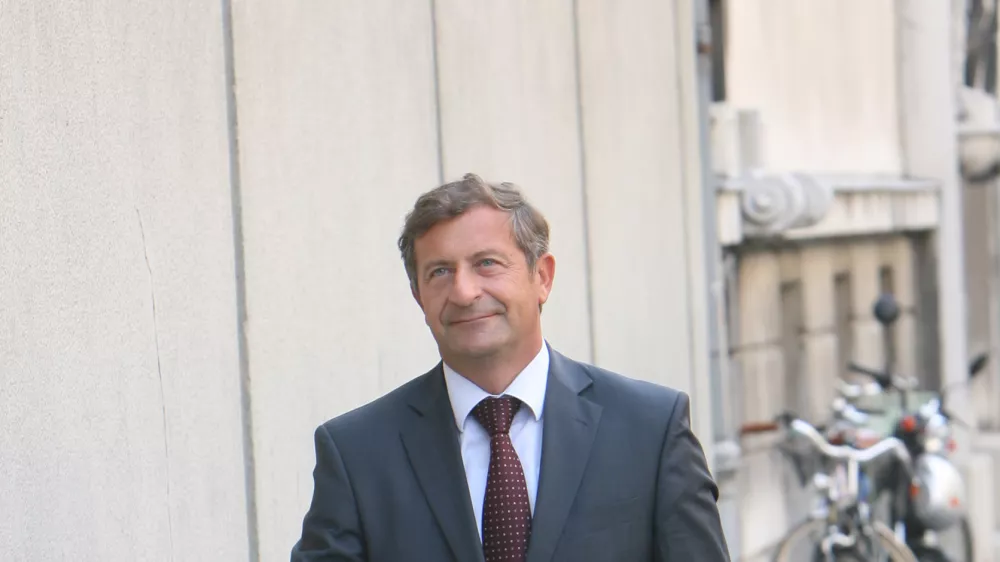 zunanji minister Karl Erjavec- Vrh koalicije 2012 - predsedniki koalicijskih strank in vodje poslanskih skupin govorili o reformah in o drugih ukrepih, ki jih koalicija načrtuje za izhod iz krize//FOTO: Tomaž Skale