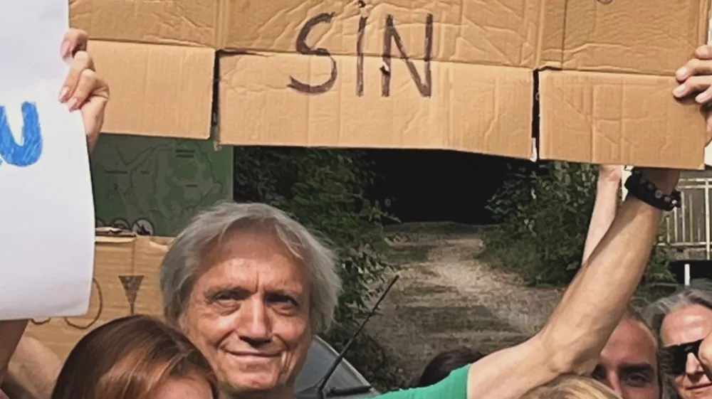 Darko Rundek je protestiral proti gradnji hidroelektrarne na izviru Une. F instagram Darka Rundka