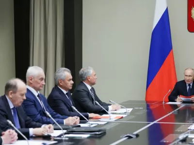 Russia's President Vladimir Putin chairs a meeting with members of the Security Council at a residence outside Moscow, Russia August 9, 2024. Sputnik/Alexei Babushkin/Kremlin via REUTERS ATTENTION EDITORS - THIS IMAGE WAS PROVIDED BY A THIRD PARTY.