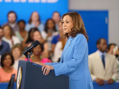 16 August 2024, US, Raleigh: US Vice President and Democratic Presidential Nominee Kamala Harris speaks on her economic plan in front of supporters in Raleigh, North Carolina. Photo: Josh Brown/ZUMA Press Wire/dpa