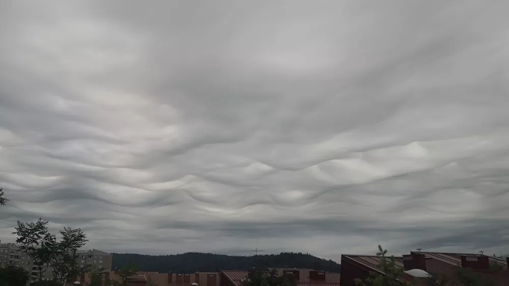 asperitas, oblaki, nevihte