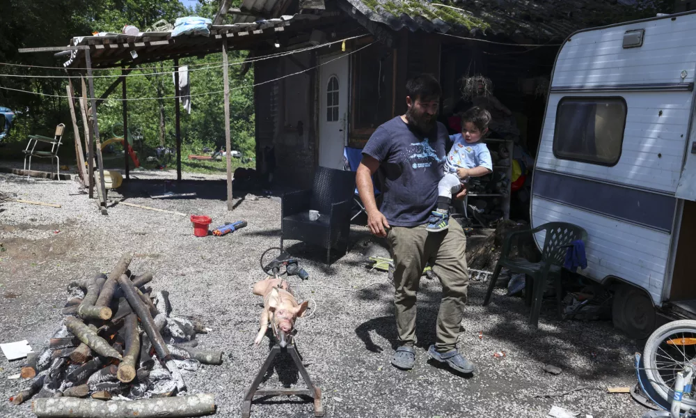 - 07.06.2023 – Romsko naselje Lepovče v občini Ribnica – romi - //FOTO: Jaka Gasar