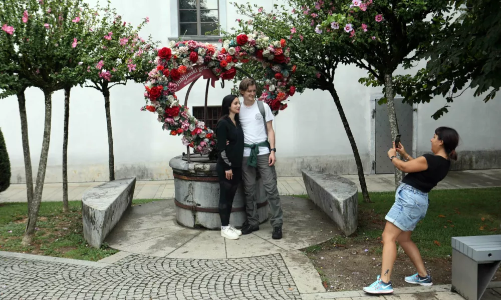 19.08.2024 - Ljubljanski grad, vodnjaki,- vodni zbiralnik pred Palacijem,Foto: Tomaž Skale