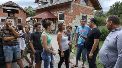 romski aktivist Haris Tahirović- 19.08.2024 - Romsko naselje Otavice - problematika pitne vode //FOTO: Jaka Gasar