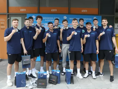 22.07.2024 - Košarkarska zveza Slovenije na Leskoškovi cesti 12 v Ljubljani začne sprejem za moško reprezentanco Slovenije do 20 letFOTO: Luka Cjuha