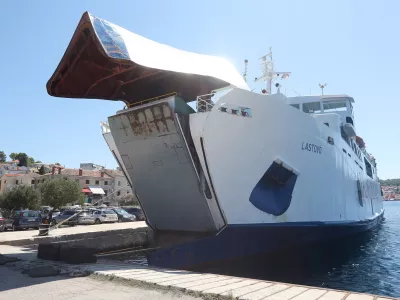 12.08.2024., Mali Losinj - U padu ulazne rampe trajekta Lastovo u trajektnom pristanistu u Malom Losinju trojica mornara Jadrolinije su poginula, a jedan je tesko ozlijedjen. Photo: Nel Pavletic/PIXSELL