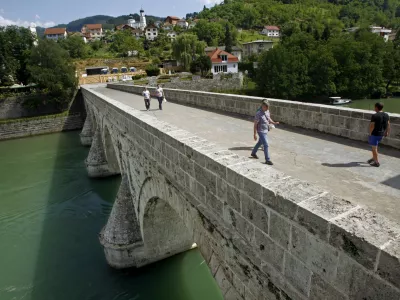 Viegrad - reka Drina - Na Drini Čuprija - most čez Drino- BOSNA (BIH) 2014 - //FOTO: Toma Skale