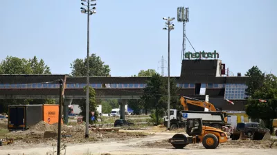 30.7.2024., Zagreb - Zapusteni motel Plitvice na zagrebackoj obilaznici cije je rusenje u tijeku. Photo: Josip Mikacic/PIXSELL