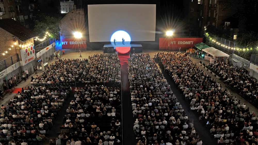 ﻿kino metalac, sarajevo, filmski festival, letni kino, platno, premiera