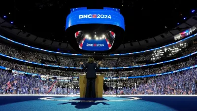 U.S. Vice President Kamala Harris accepts the Democratic Party's nomination for president at the United Center on the fourth day of the Democratic National Convention in Chicago, Illinois, U.S., on Thursday, August 22, 2024.  Kent Nishimura/Pool via REUTERS   TPX IMAGES OF THE DAY