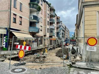 Razlagova ulica v Celju je trenutno eno veliko gradbišče. Vsa dela naj bi bila končana prihodnje leto. Foto arhiv MOC